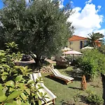 Laura, No 1 Apartament Maslenica