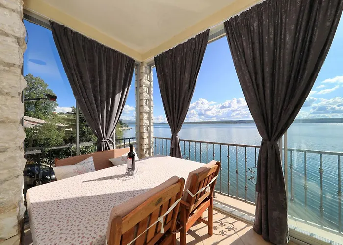 Laura, No 1 Масленица